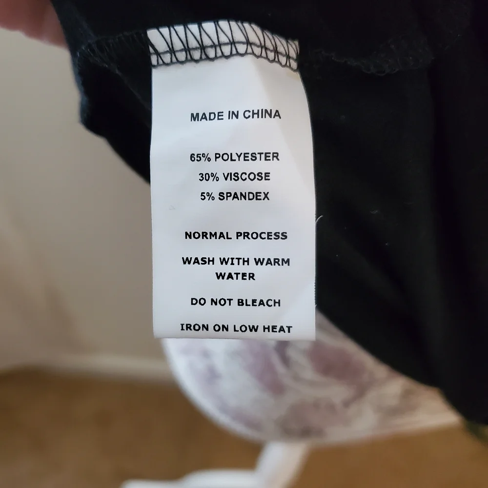 🛍️BUNDLE ONLY ITEM🛍️Ruffle Sleeve Top 2 Available - Picture 10 of 14